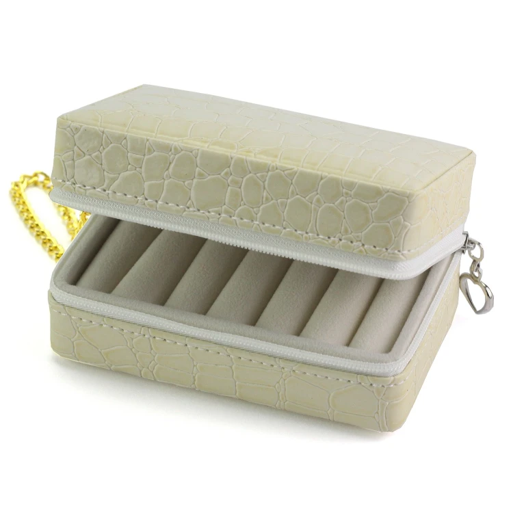 Eleganki kuferek ze skóry ekologicznej PATRIZIA BEAUTY-18013-BL
