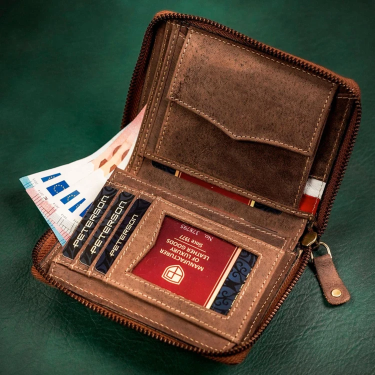 Duży, skórzany portfel męski z systemem RFID - Peterson
