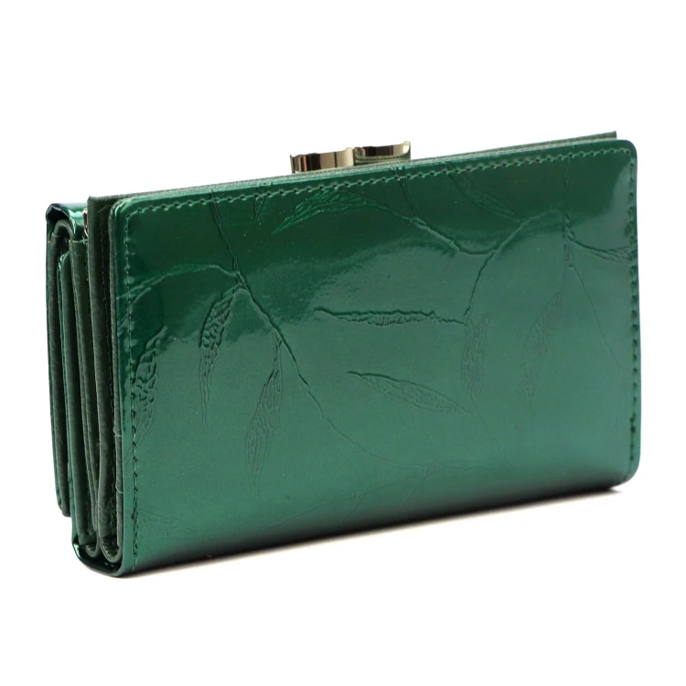 Skórzany damski portfel Pierre Cardin 02 LEAF 108