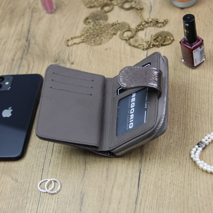 Gregorio Pionowa Damska Portmonetka Skórzana Lakierowana Duża Zatrzask