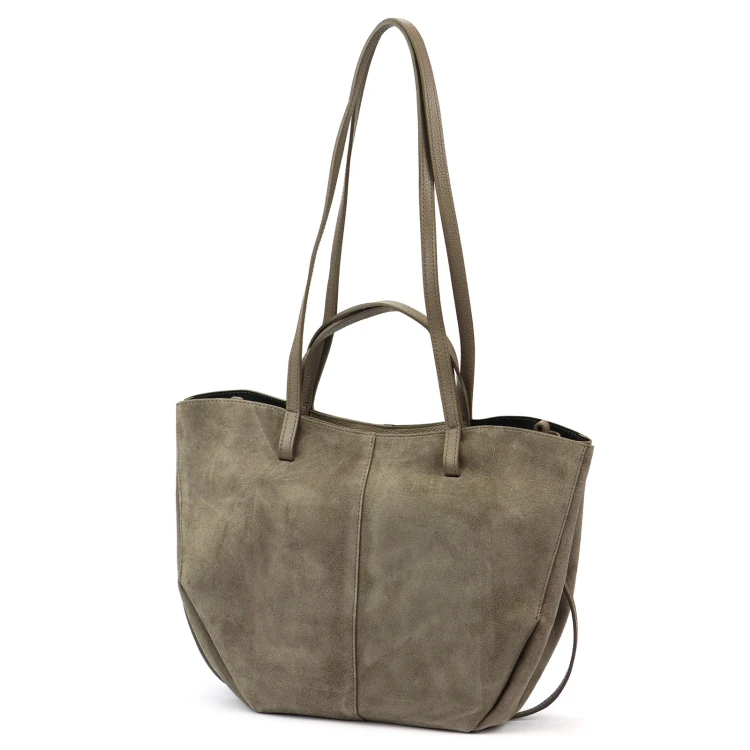 Duża zamszowa torebka shopper Luka 24-082 D z kosmetyczką