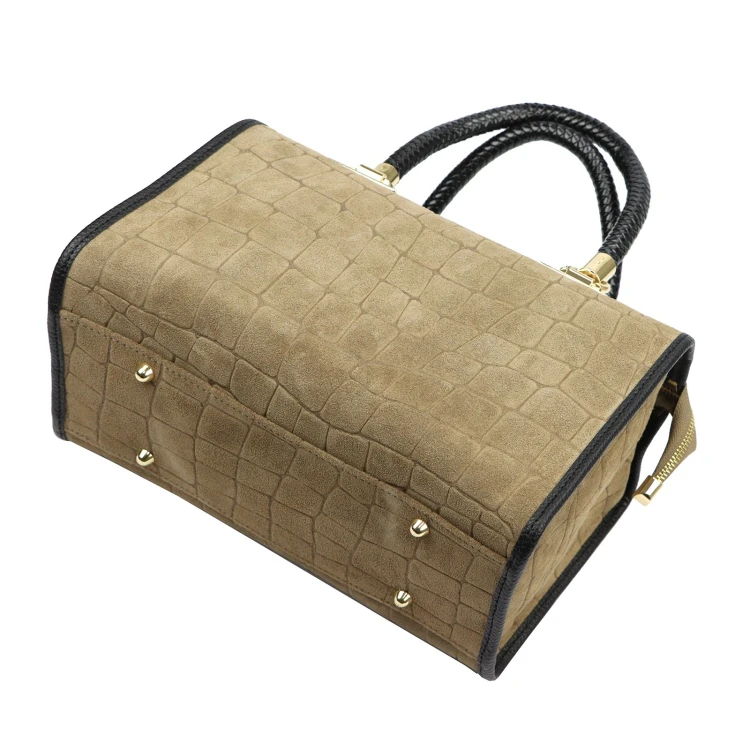 Skórzany kuferek Camilla PREMIUM 10.019 CROCO z paskiem