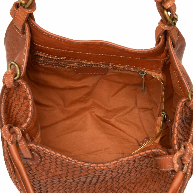 IDO 357970 — camel — 7