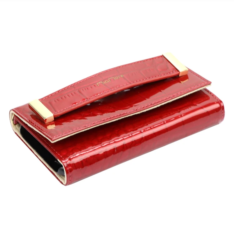 Lakierowane etui skórzane MiaMore L1784 do iPhone 11 z łańcuszkiem